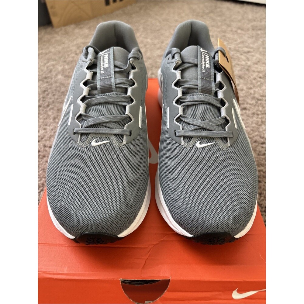 Nike Downshifter 13 Mens Size 10 Gray Shoes Sneakers Running Athletic FD6454-010